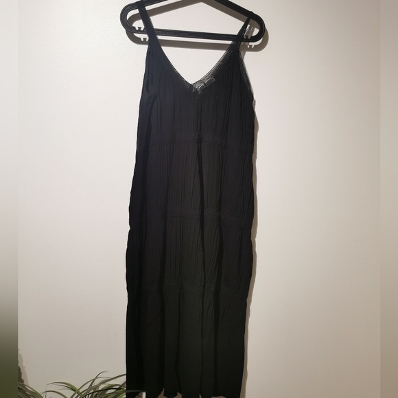 Zara oversized black lace detail maxi dress - Picture 3 of 6